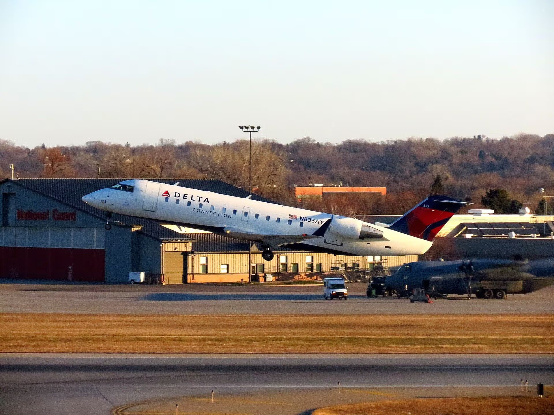 N833AY — Aircraft
