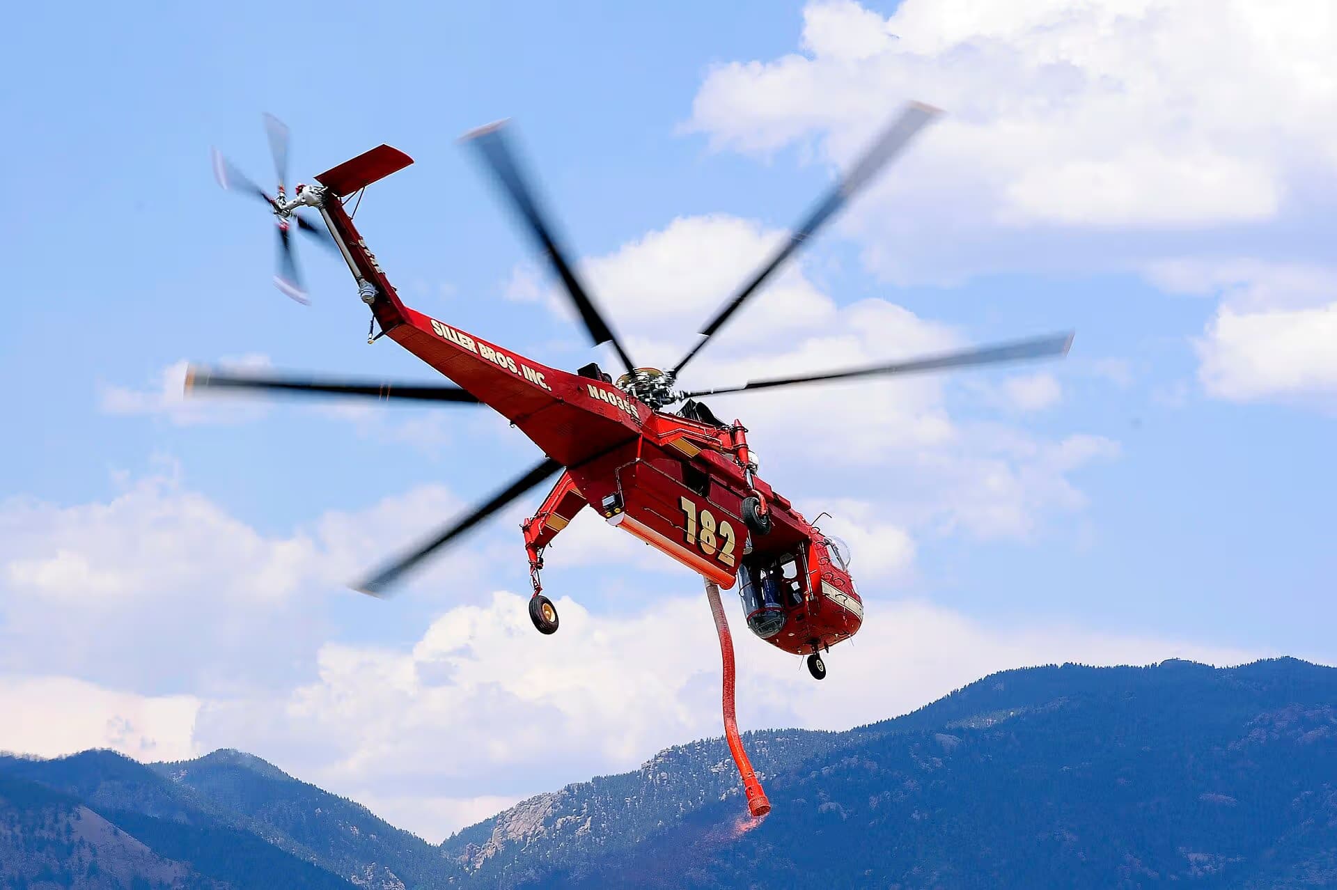 N4035S — Helicopter