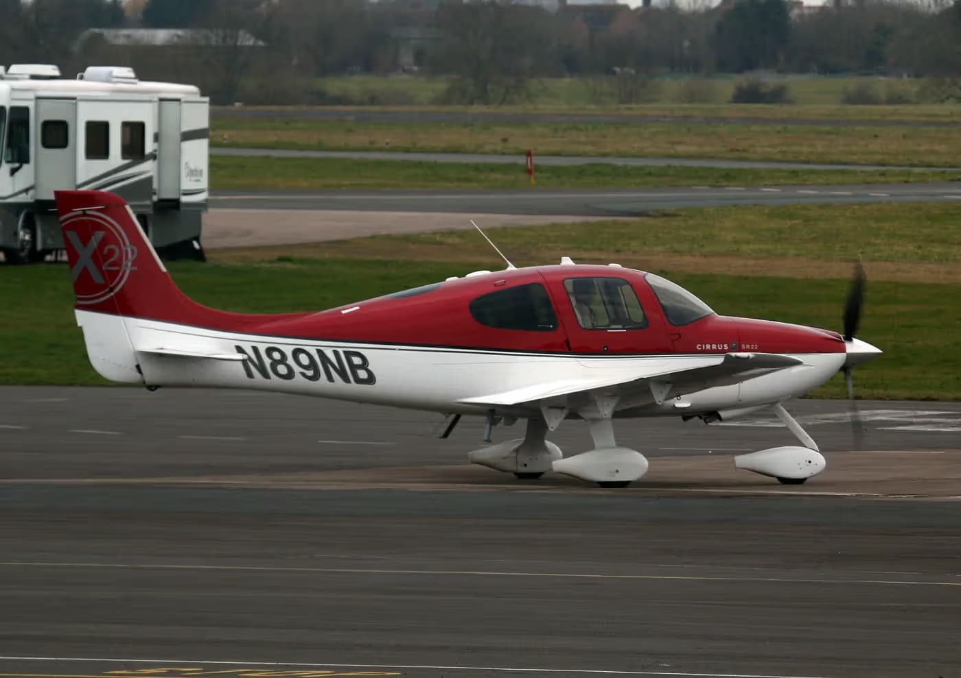 N89NB — Cirrus