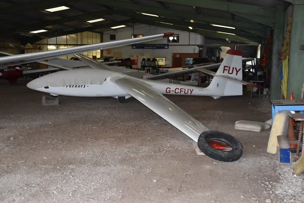 G-CFUY — Glider