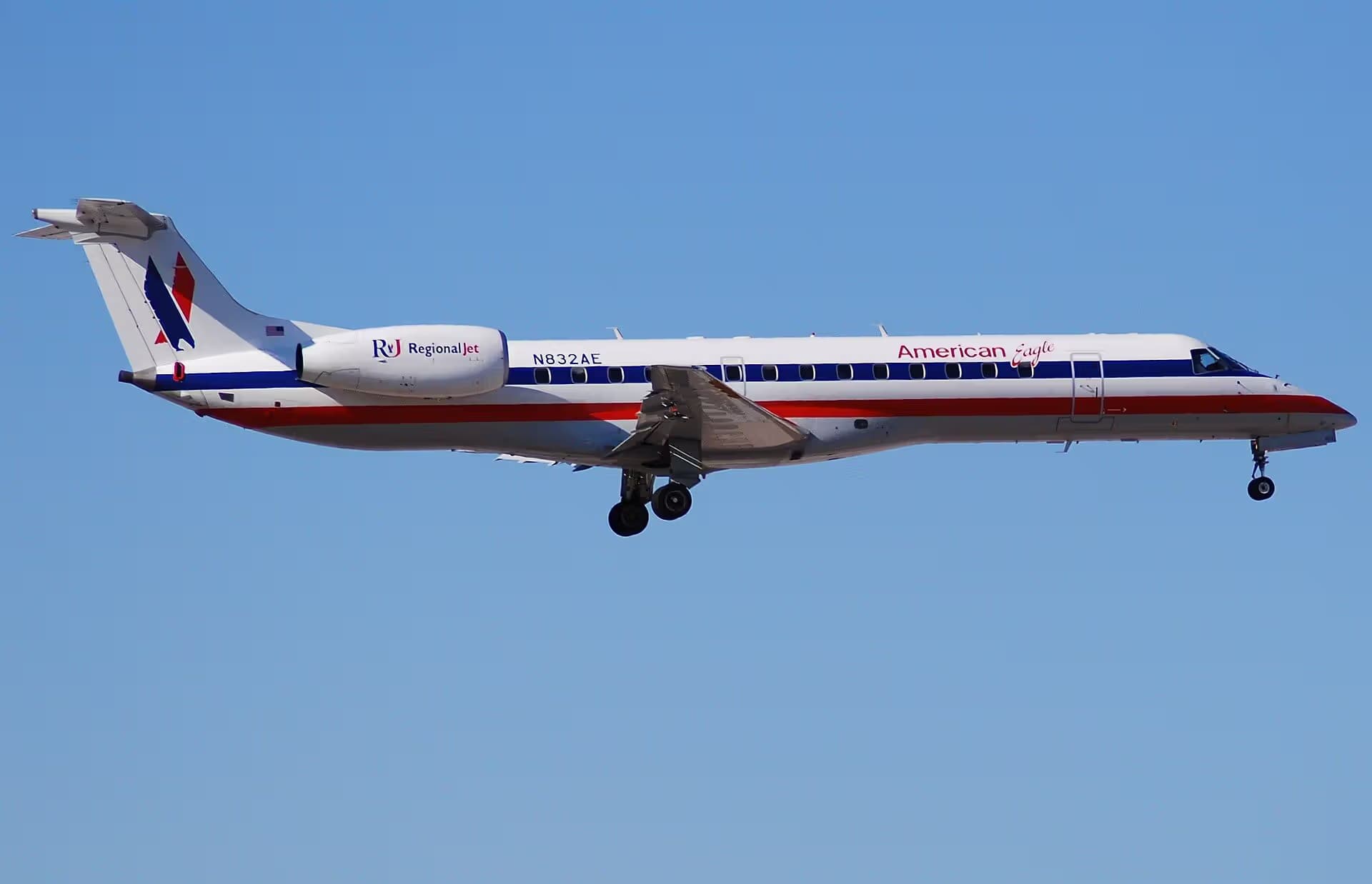 N832AE — Aircraft