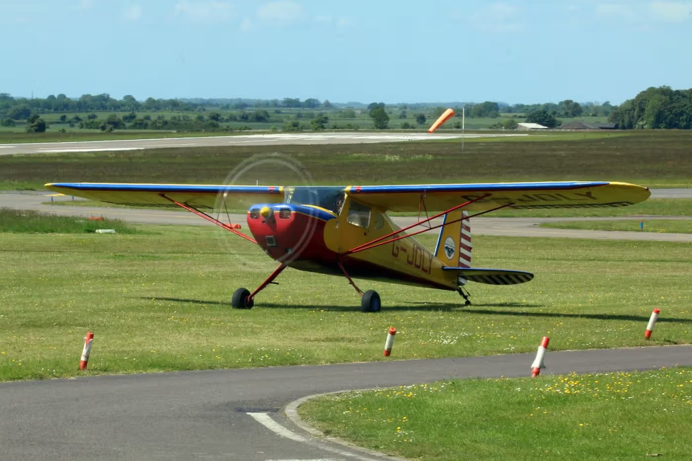 G-JOLY — Single-engine aircraft