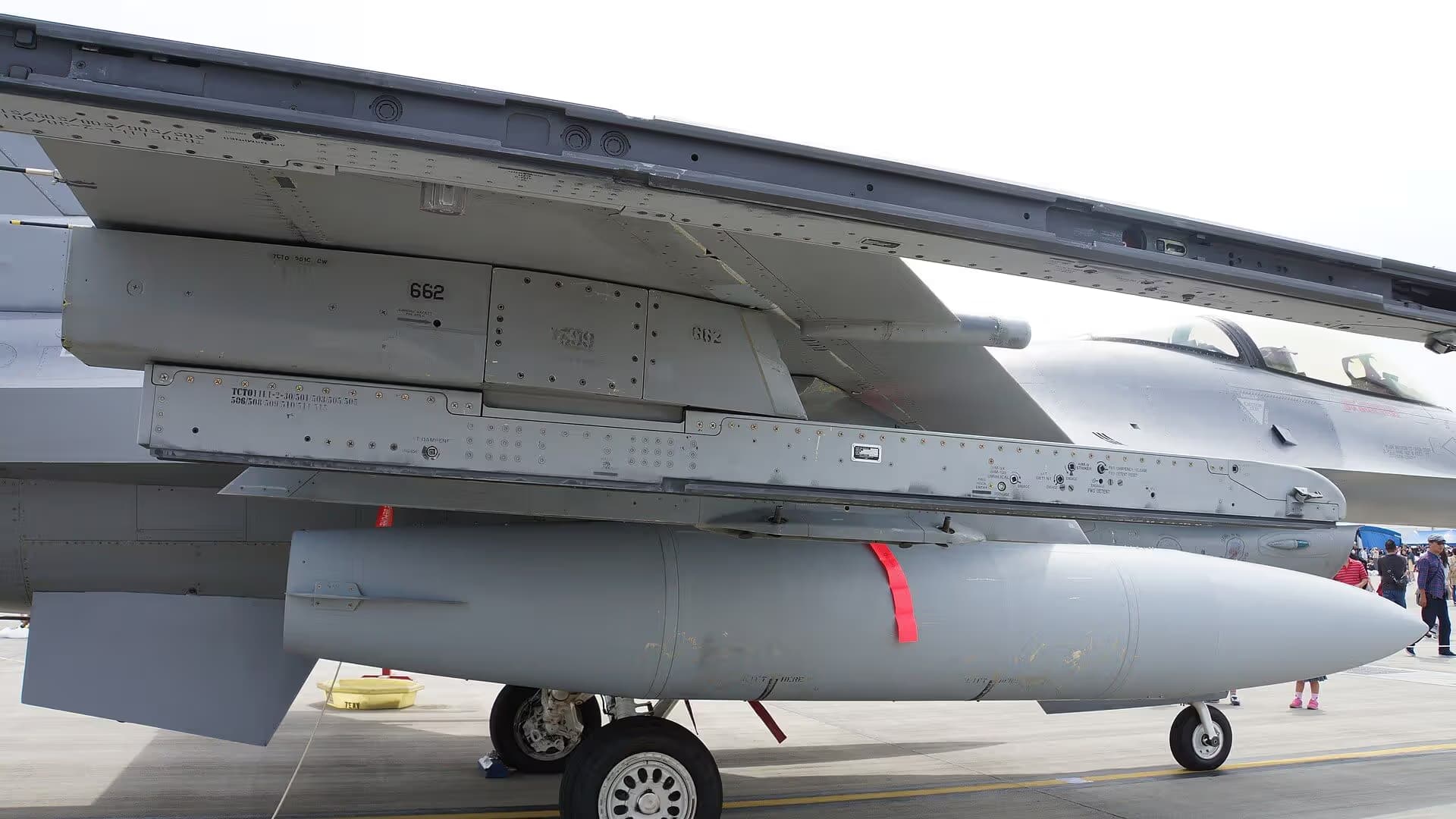 Unidentified — Aircraft