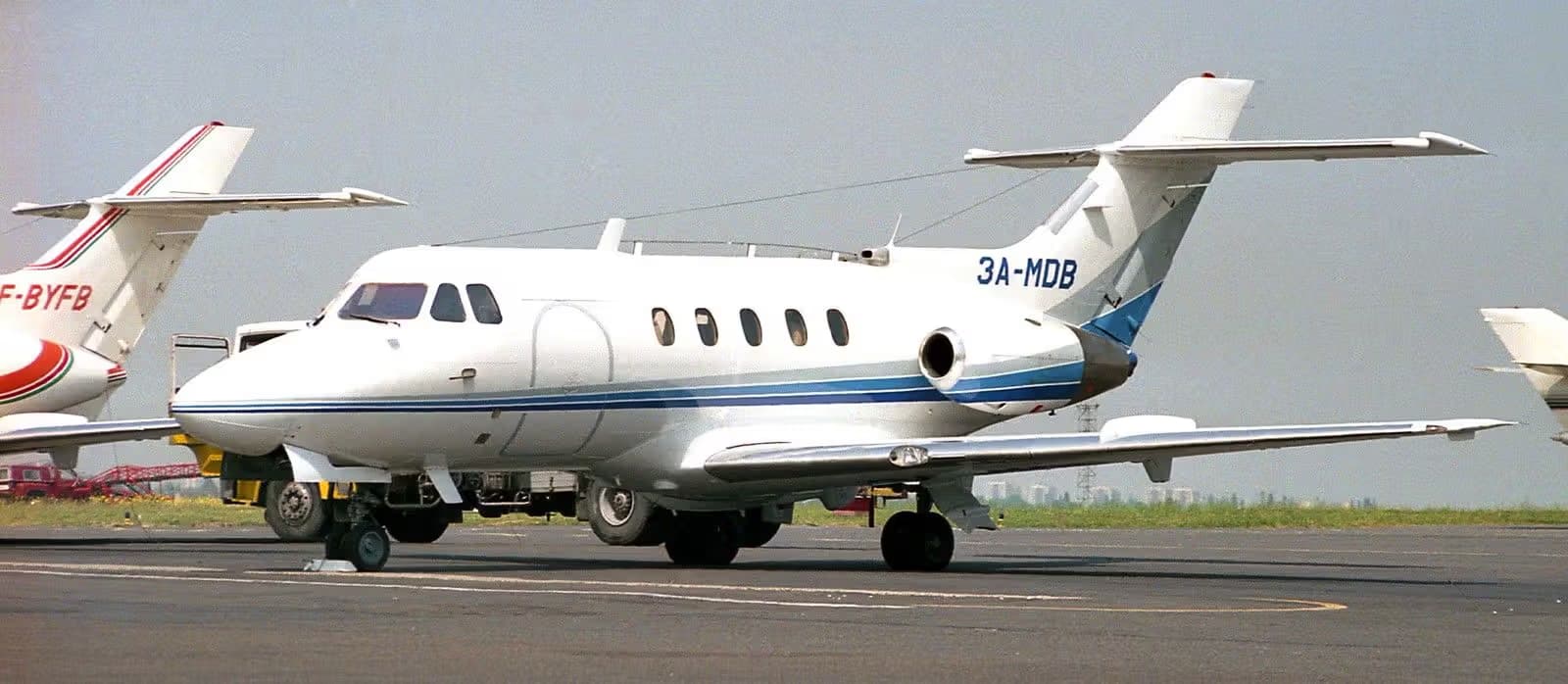 G-AVRE — Aircraft