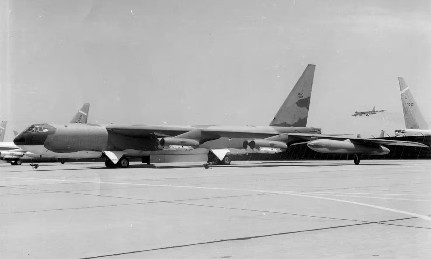 Unidentified — Boeing
