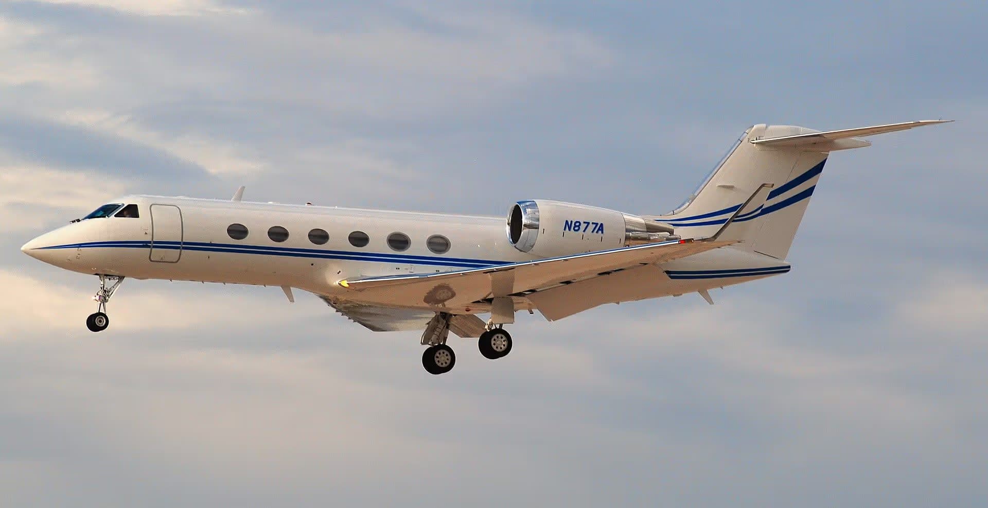 N877A — Gulfstream
