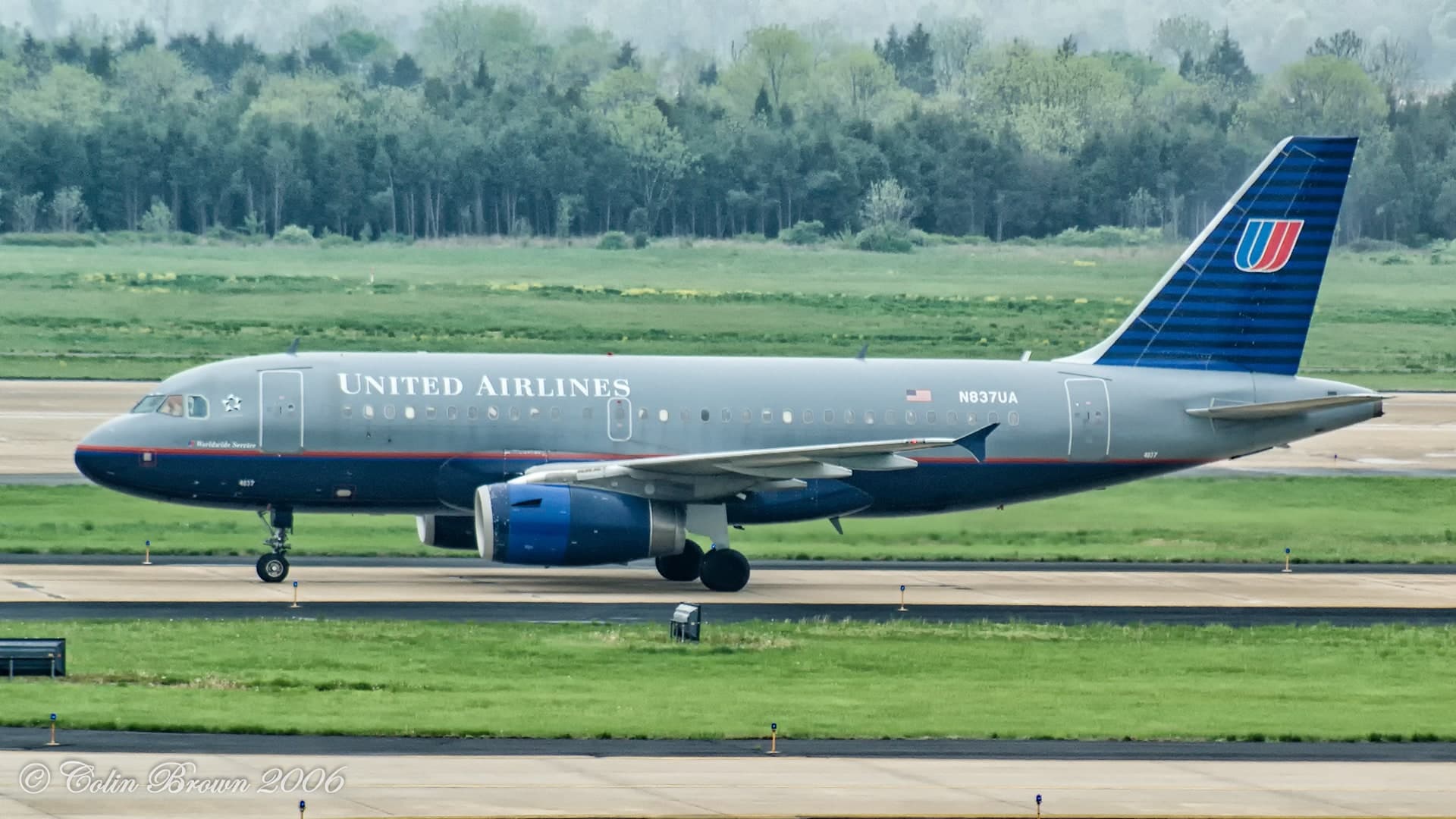 N837UA — Airbus