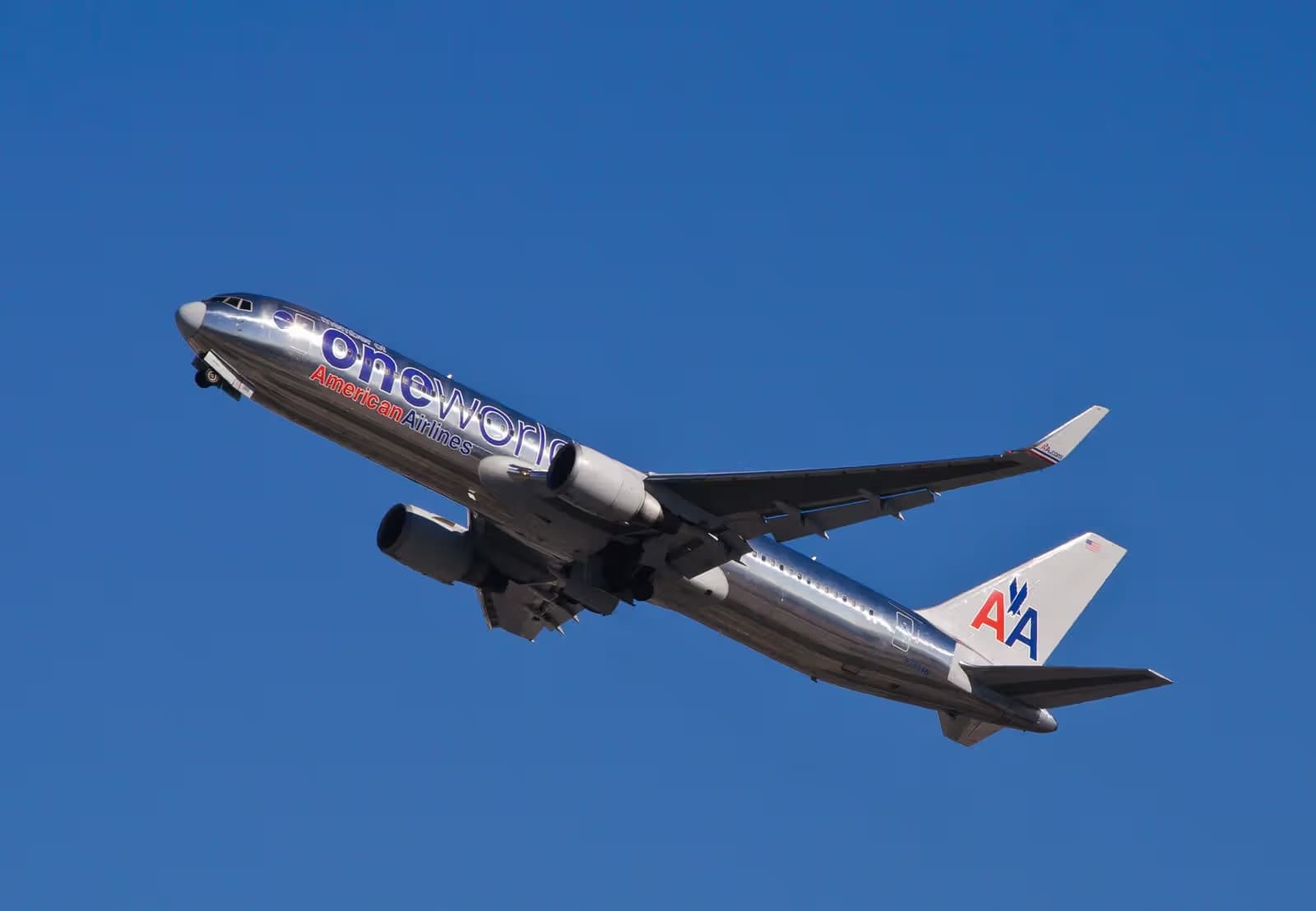 N395AN — Boeing