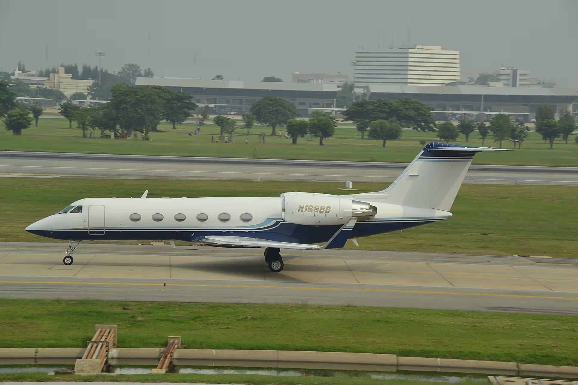 N168BB — Business jet
