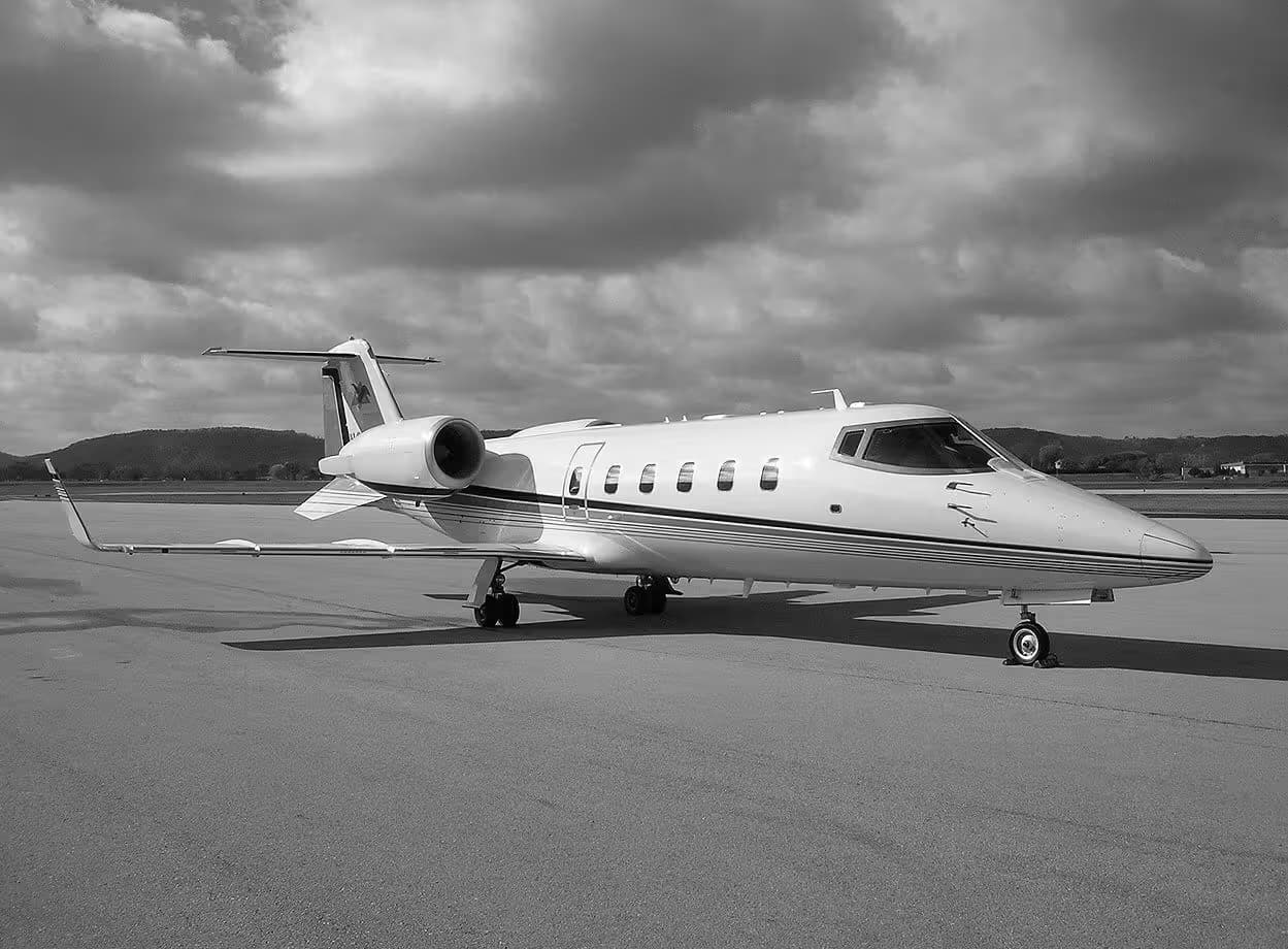 N335AF — Business jet