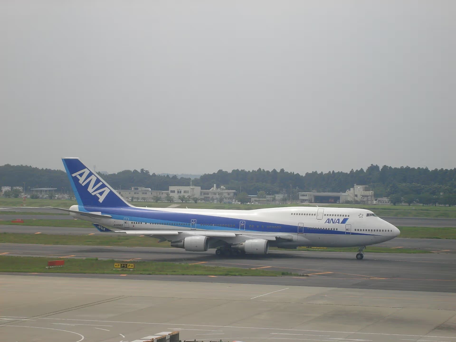 Unidentified — Boeing