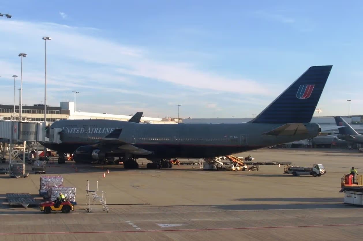 N178UA — Boeing