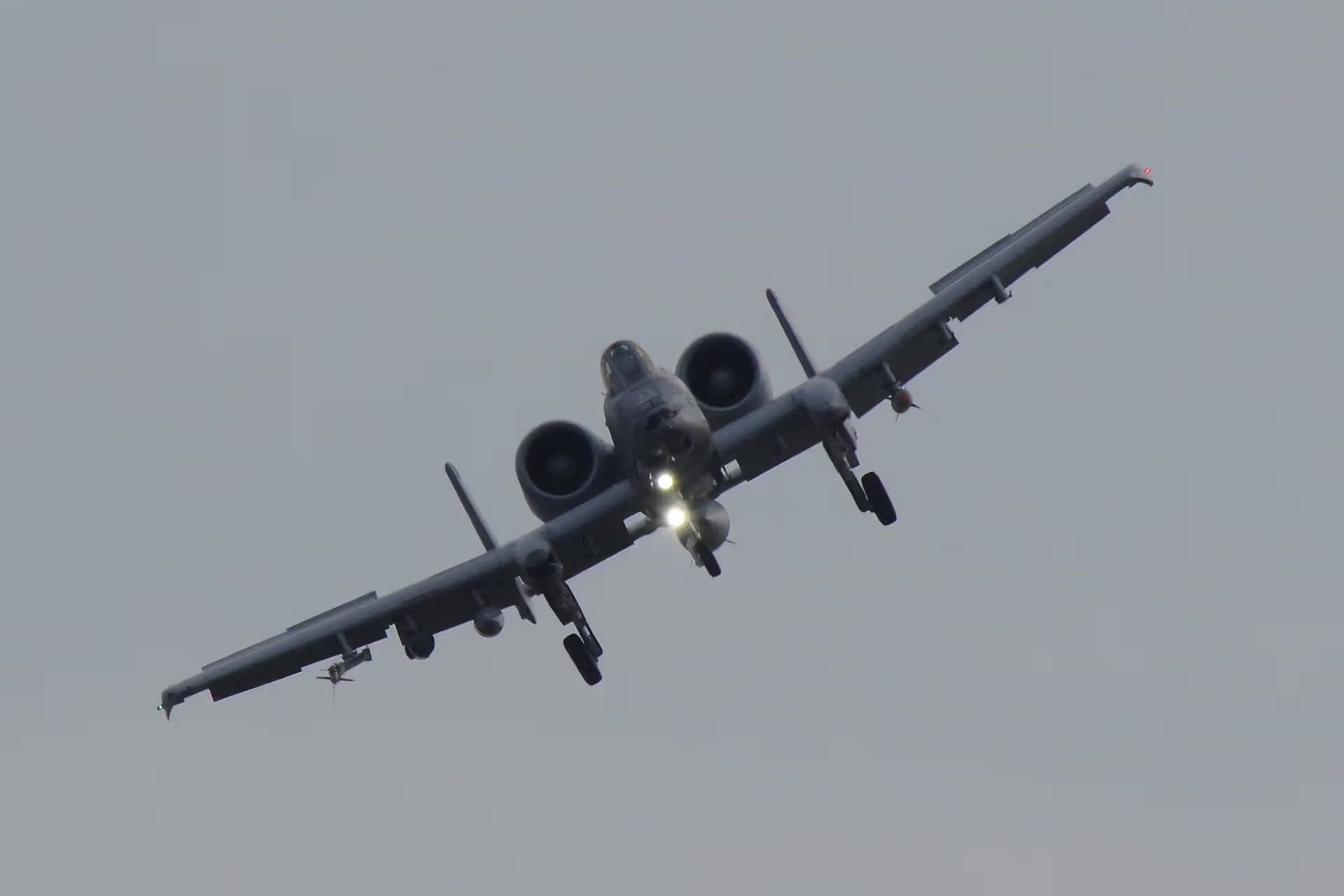 Unidentified — Aircraft
