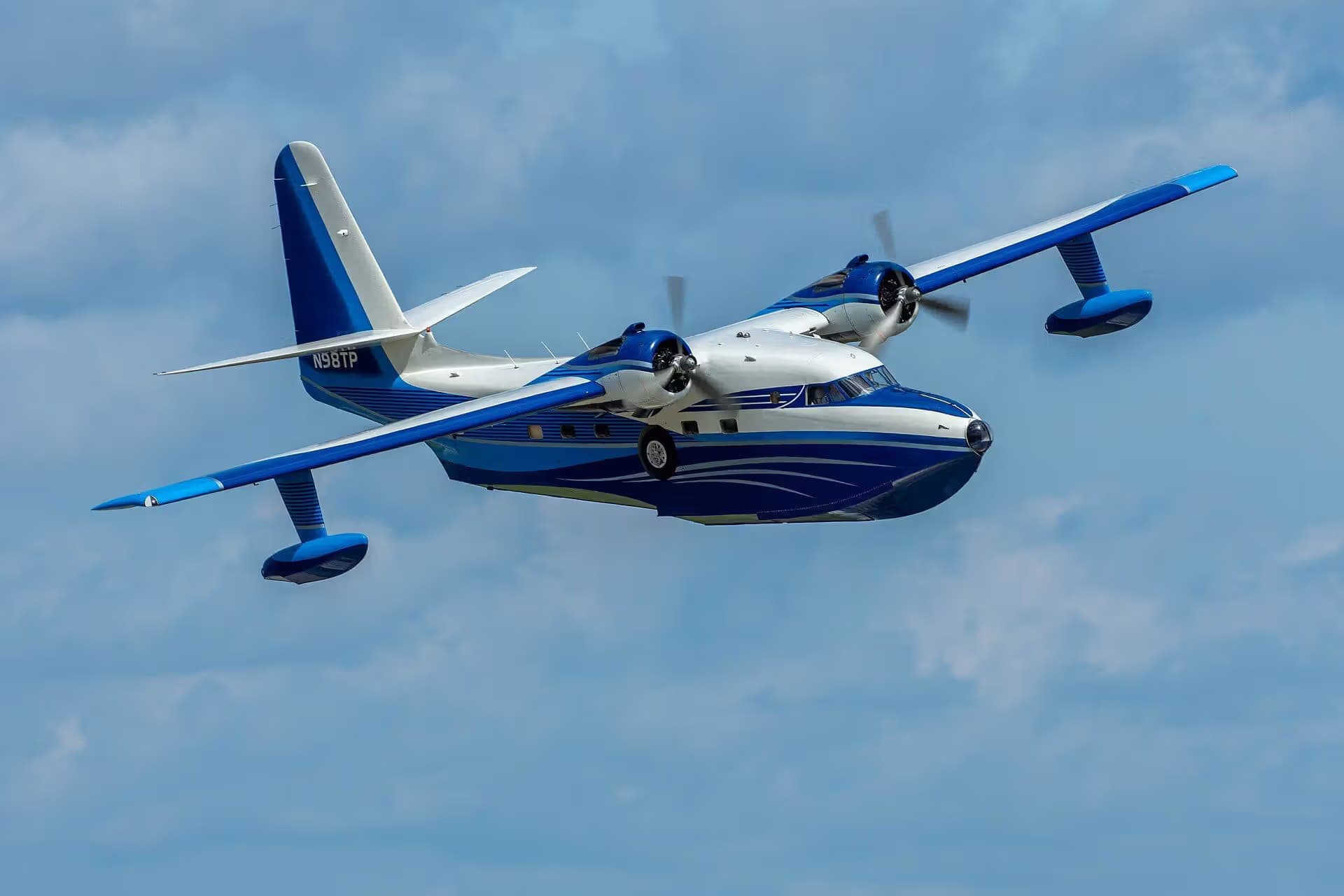 N98TP — Twin-engine aircraft