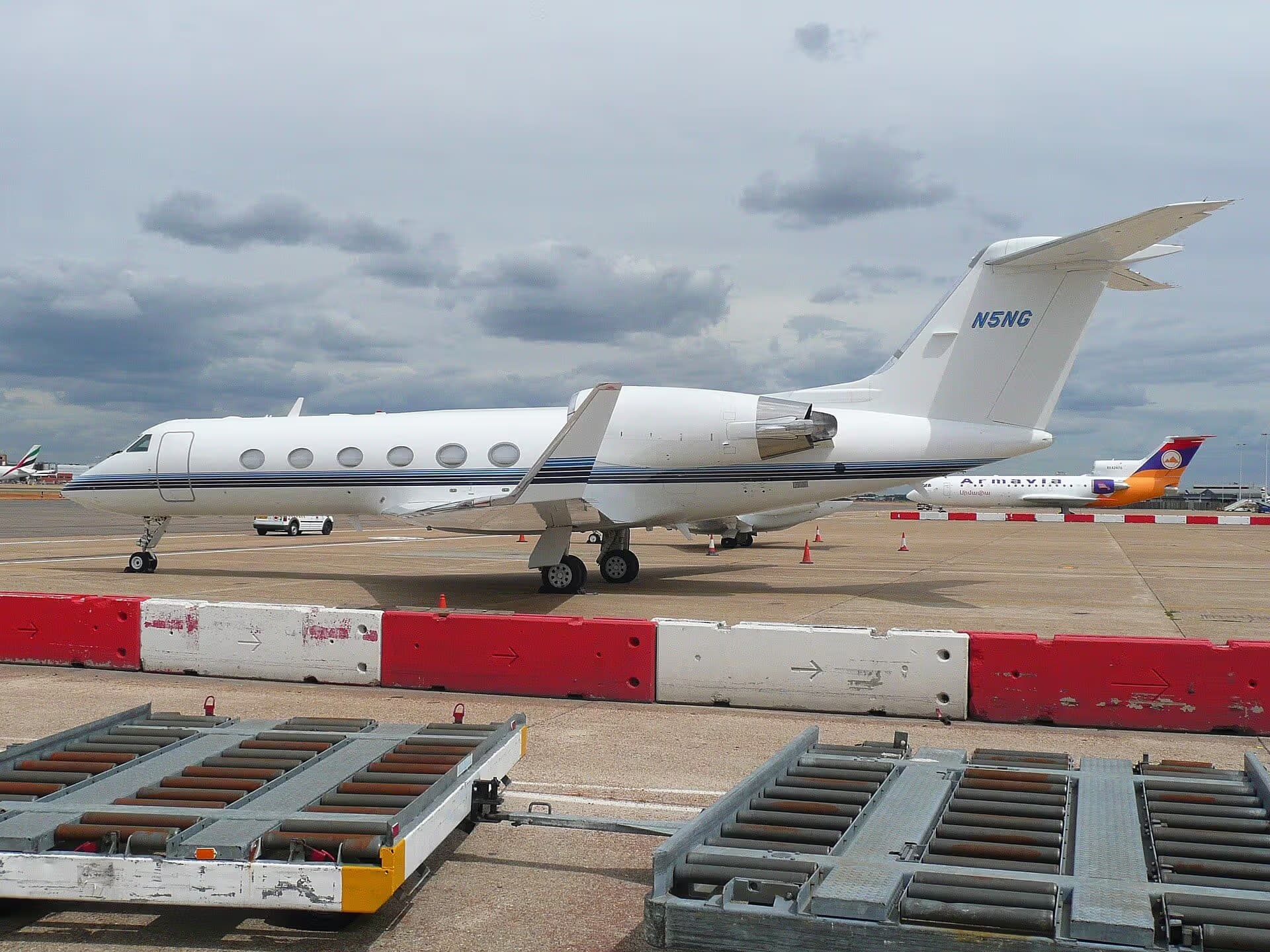 N5NG — Business jet