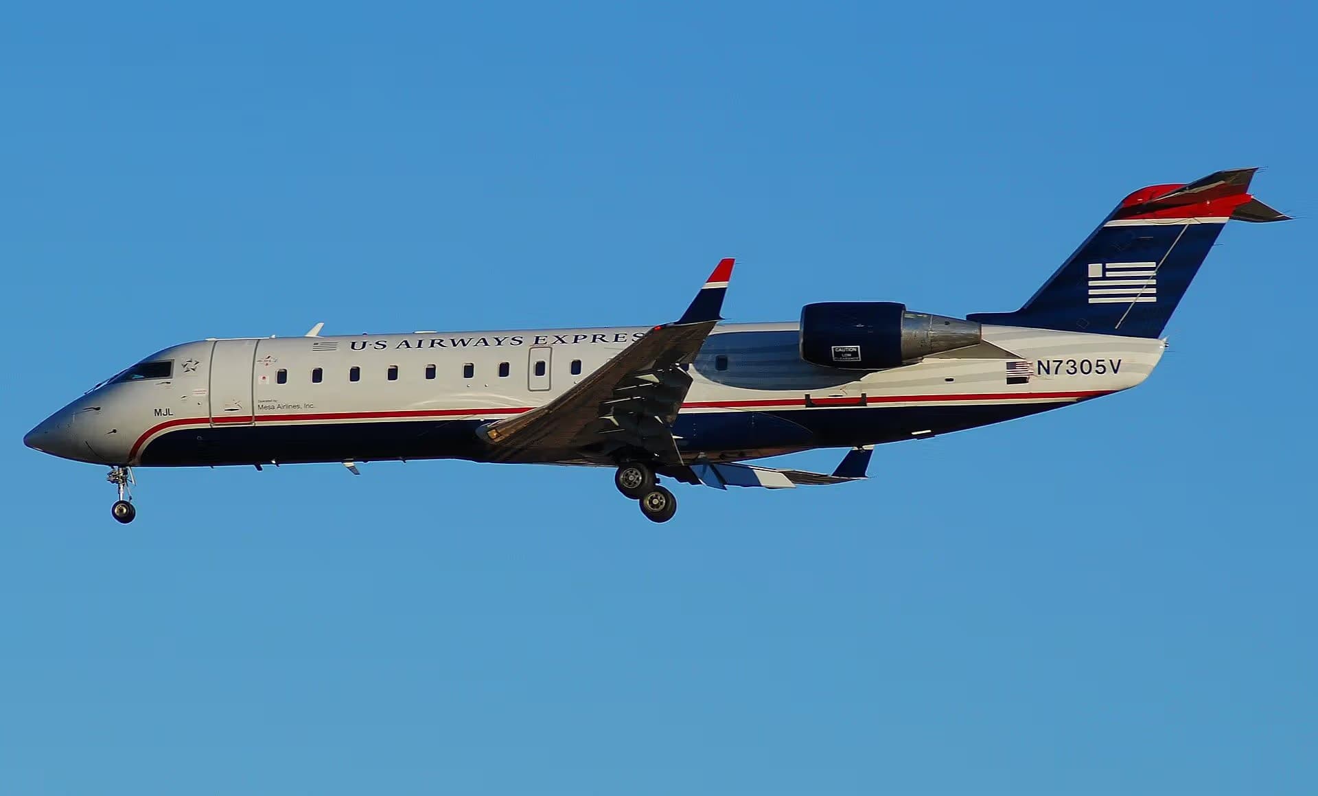 N7305V — Bombardier