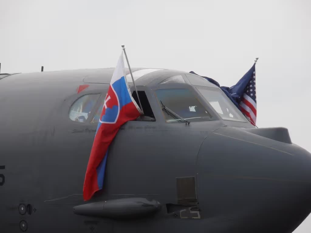 Unidentified — Aircraft