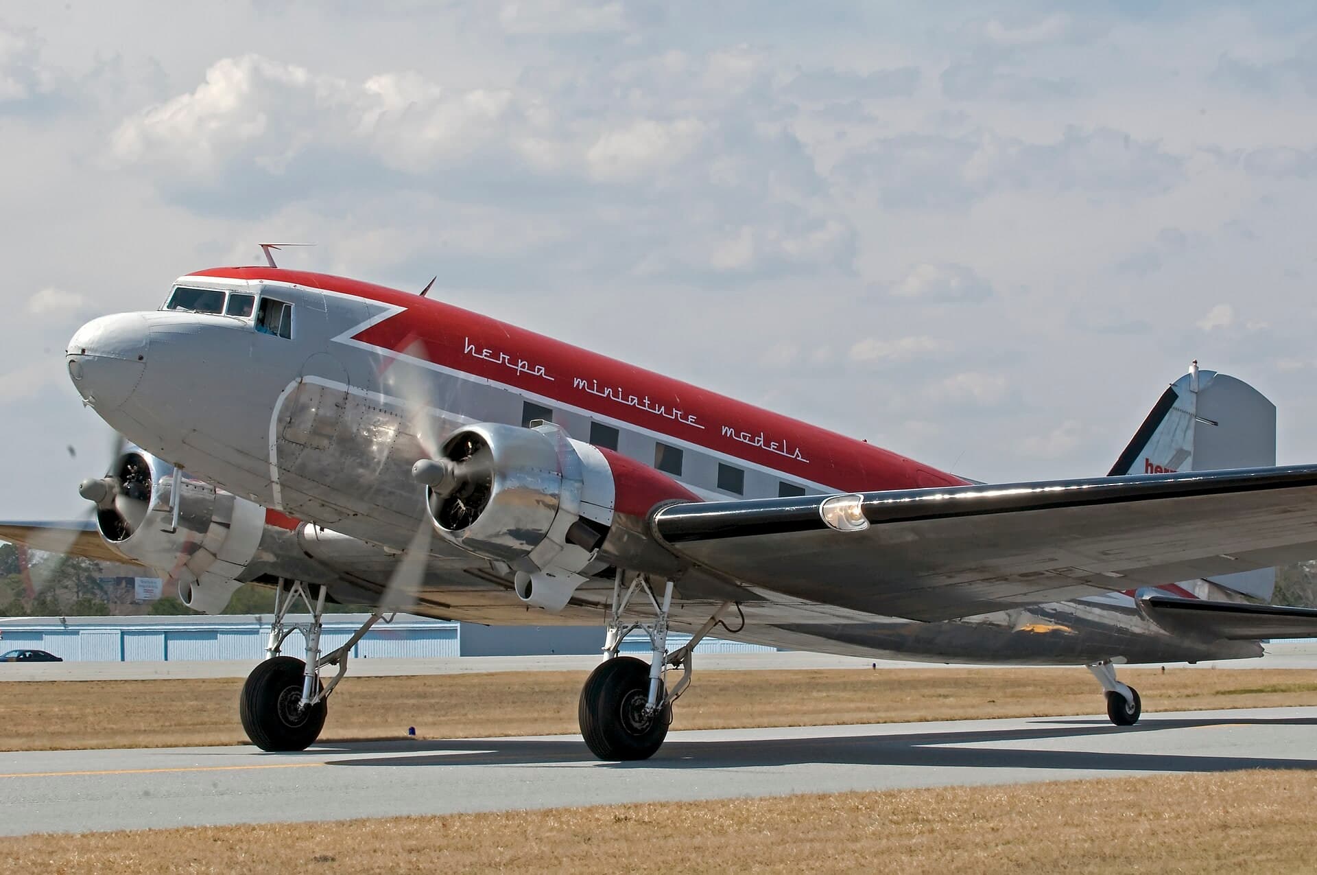 N143D — Douglas