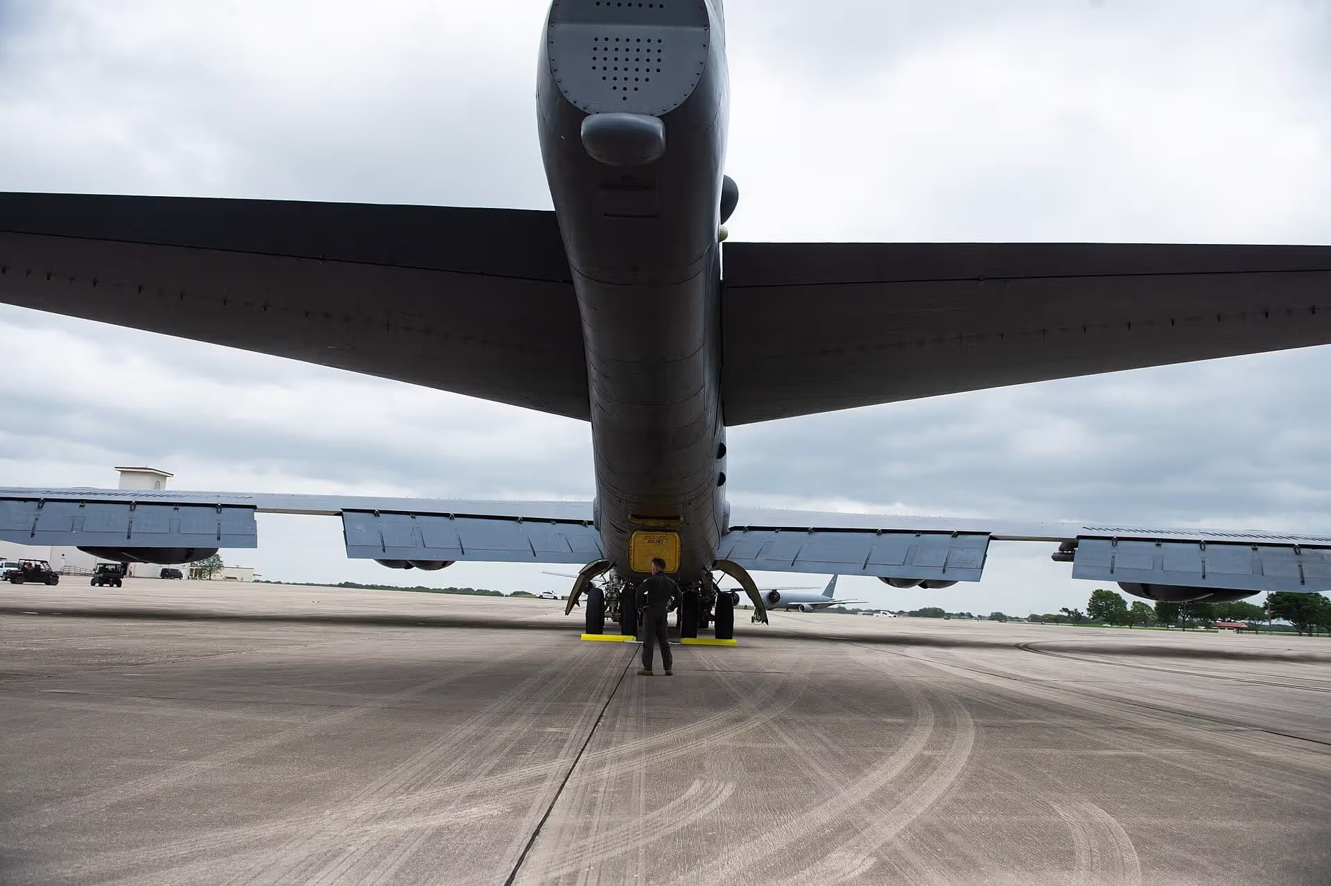 Unidentified — Aircraft