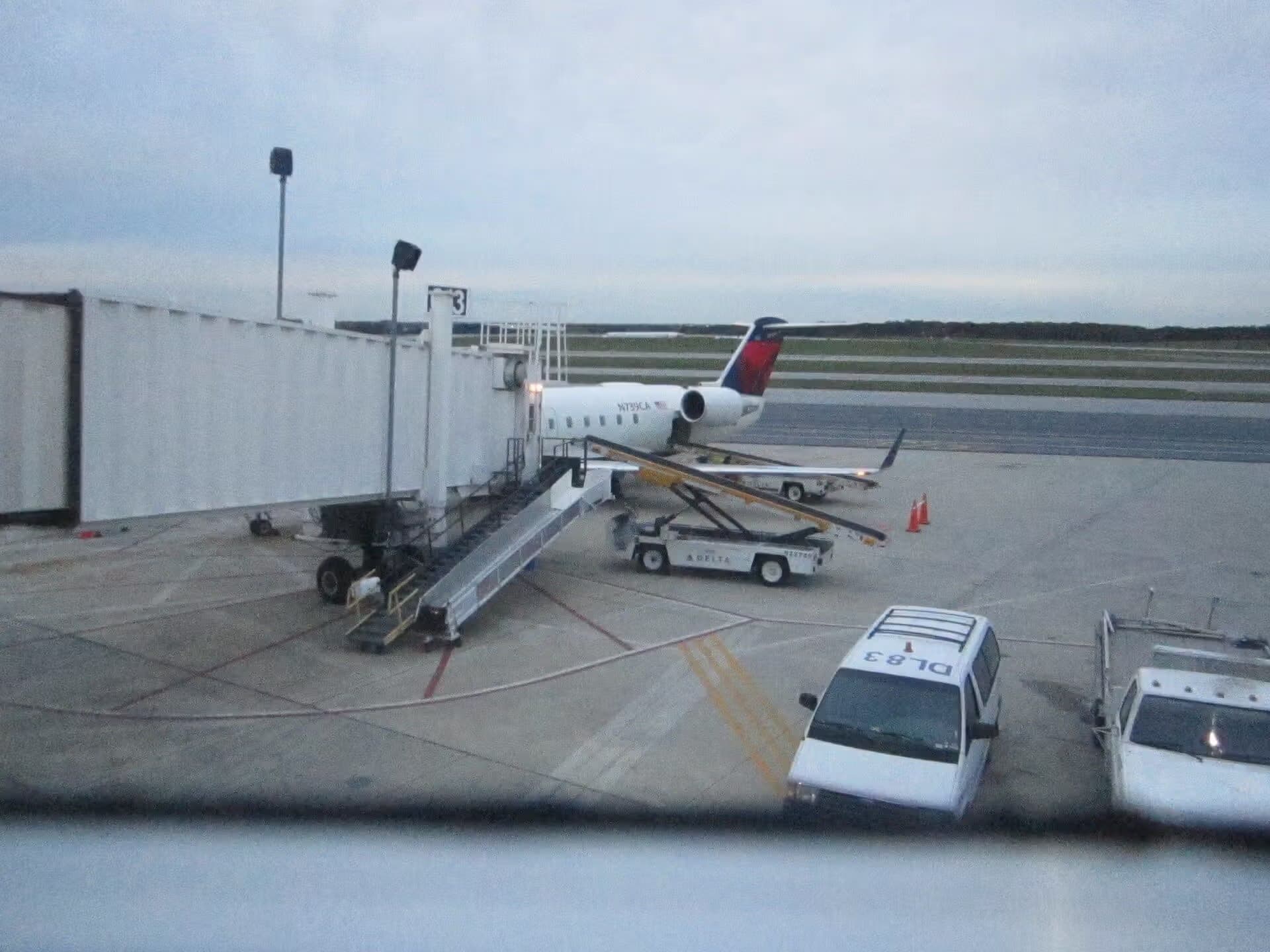 N739CA — Aircraft