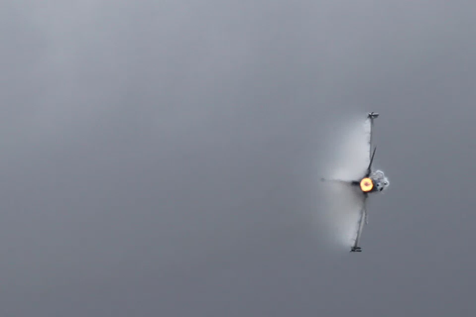 Unidentified — Aircraft