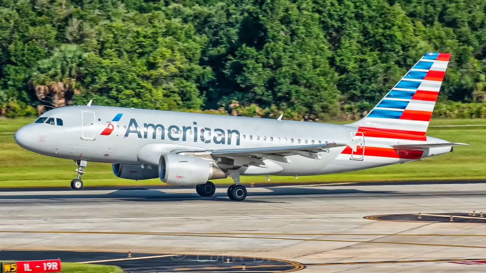 N755US — Airbus