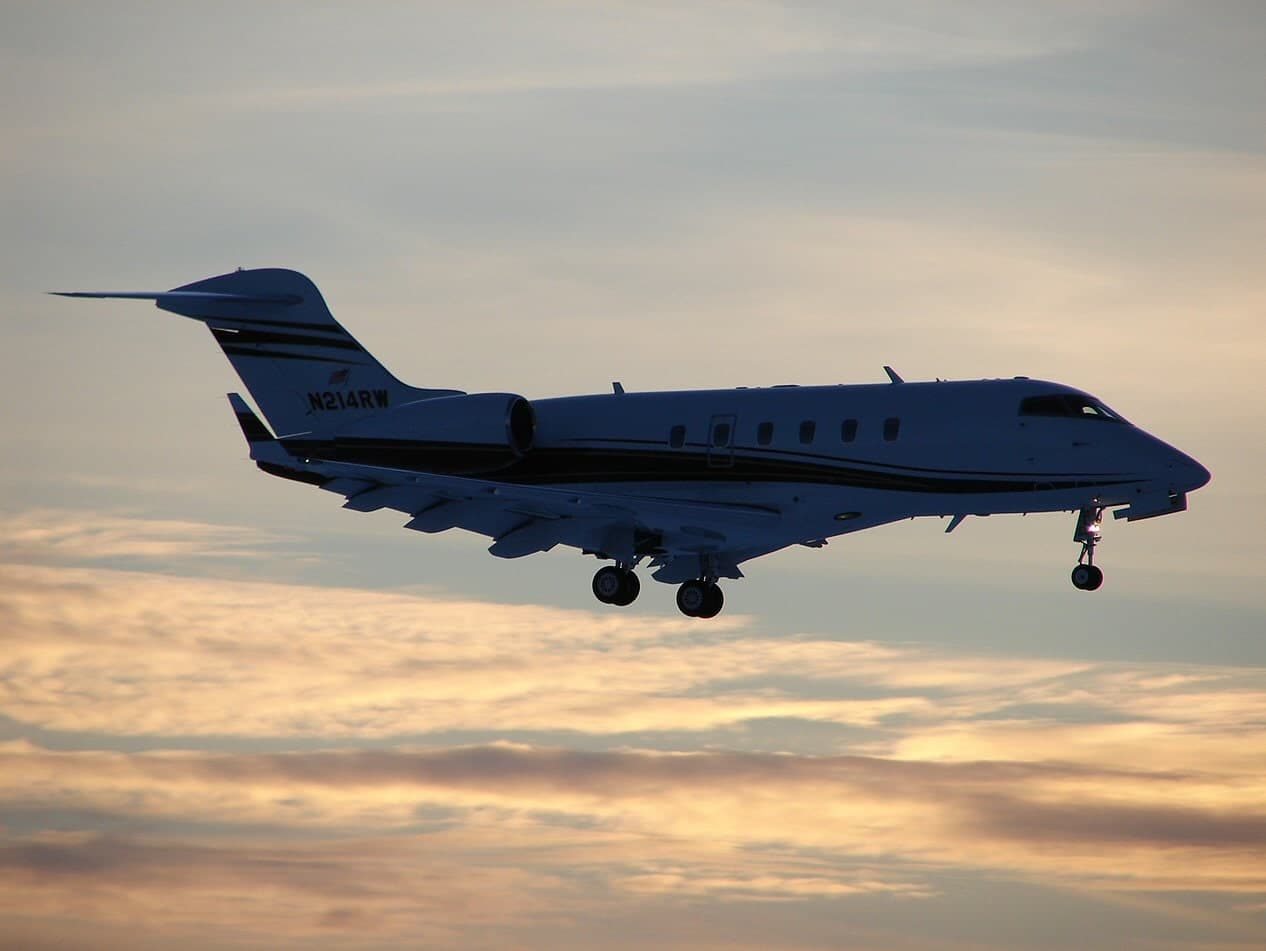 N214RW — Bombardier