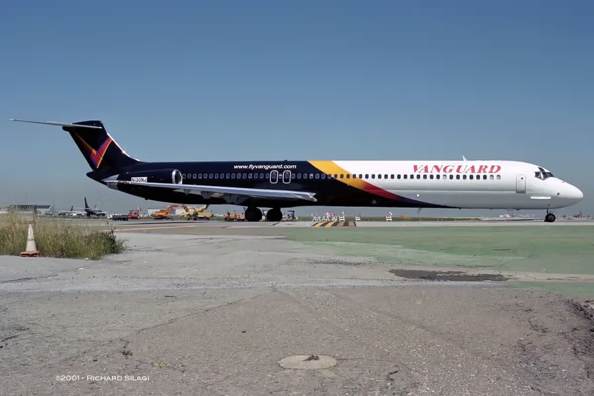 N130NJ — Douglas
