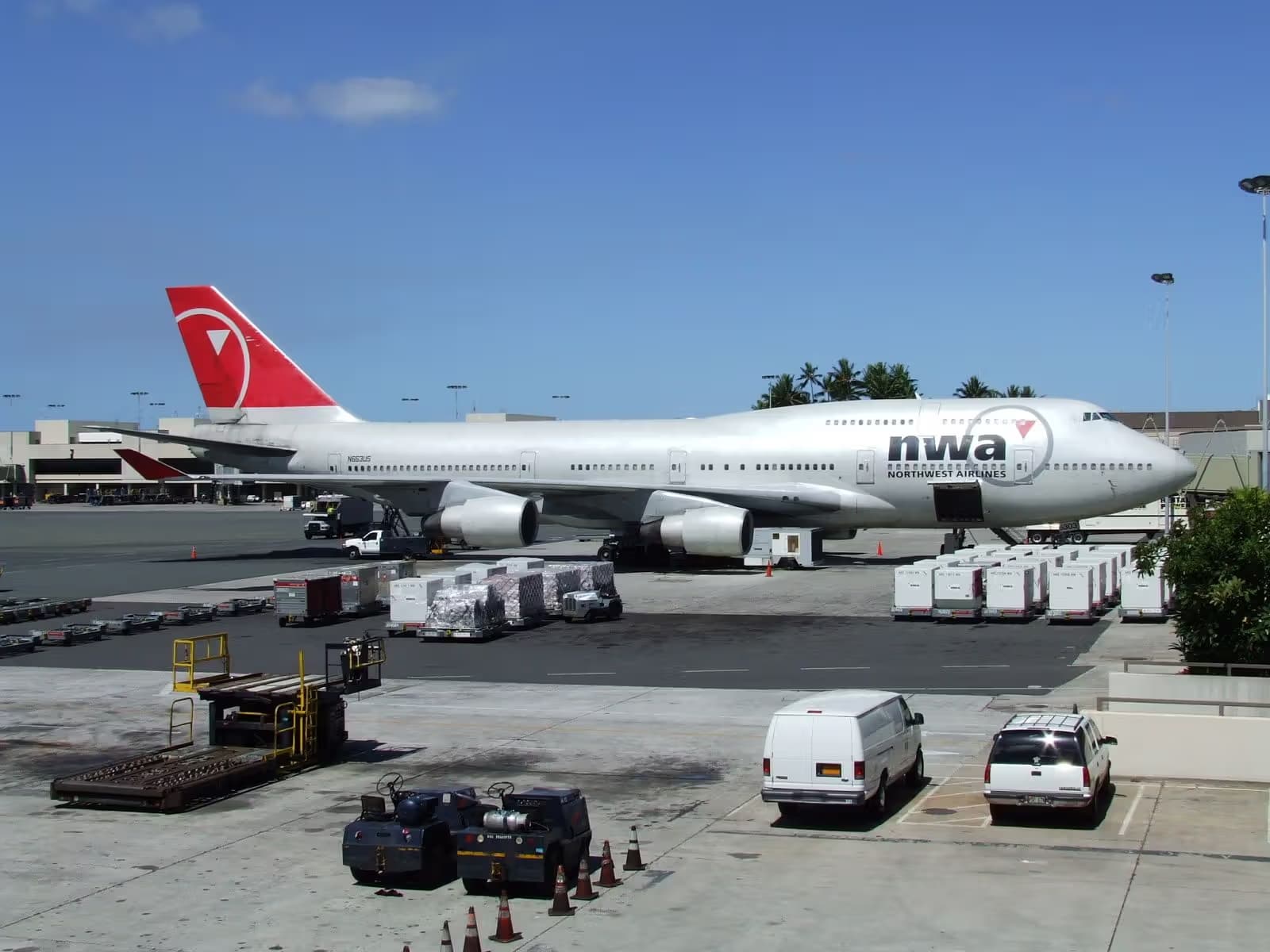 N663US — Boeing
