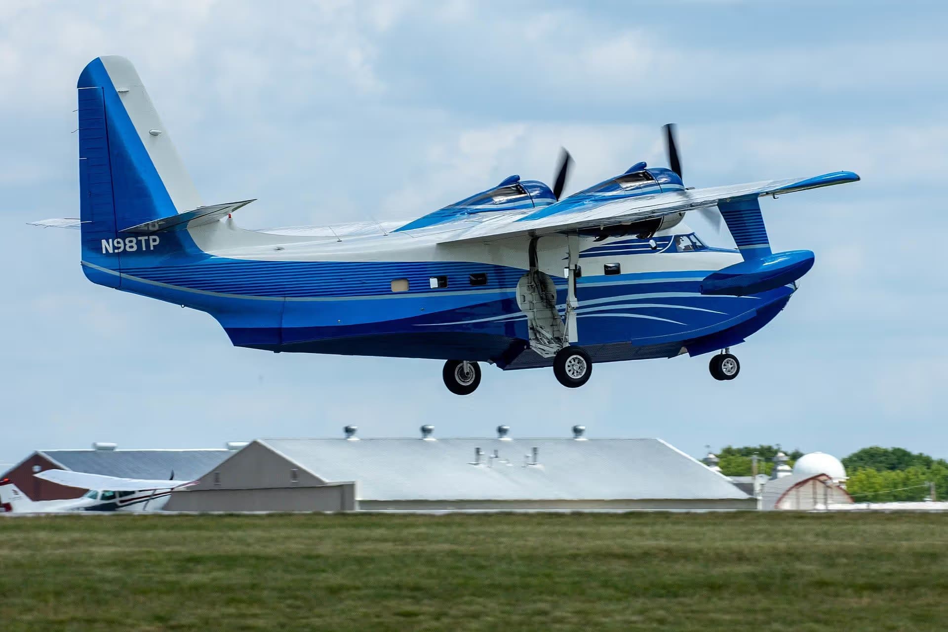 N98TP — Twin-engine aircraft