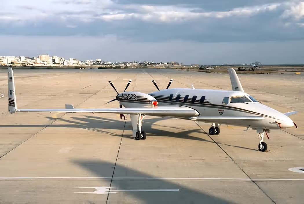 N1550S — Aircraft