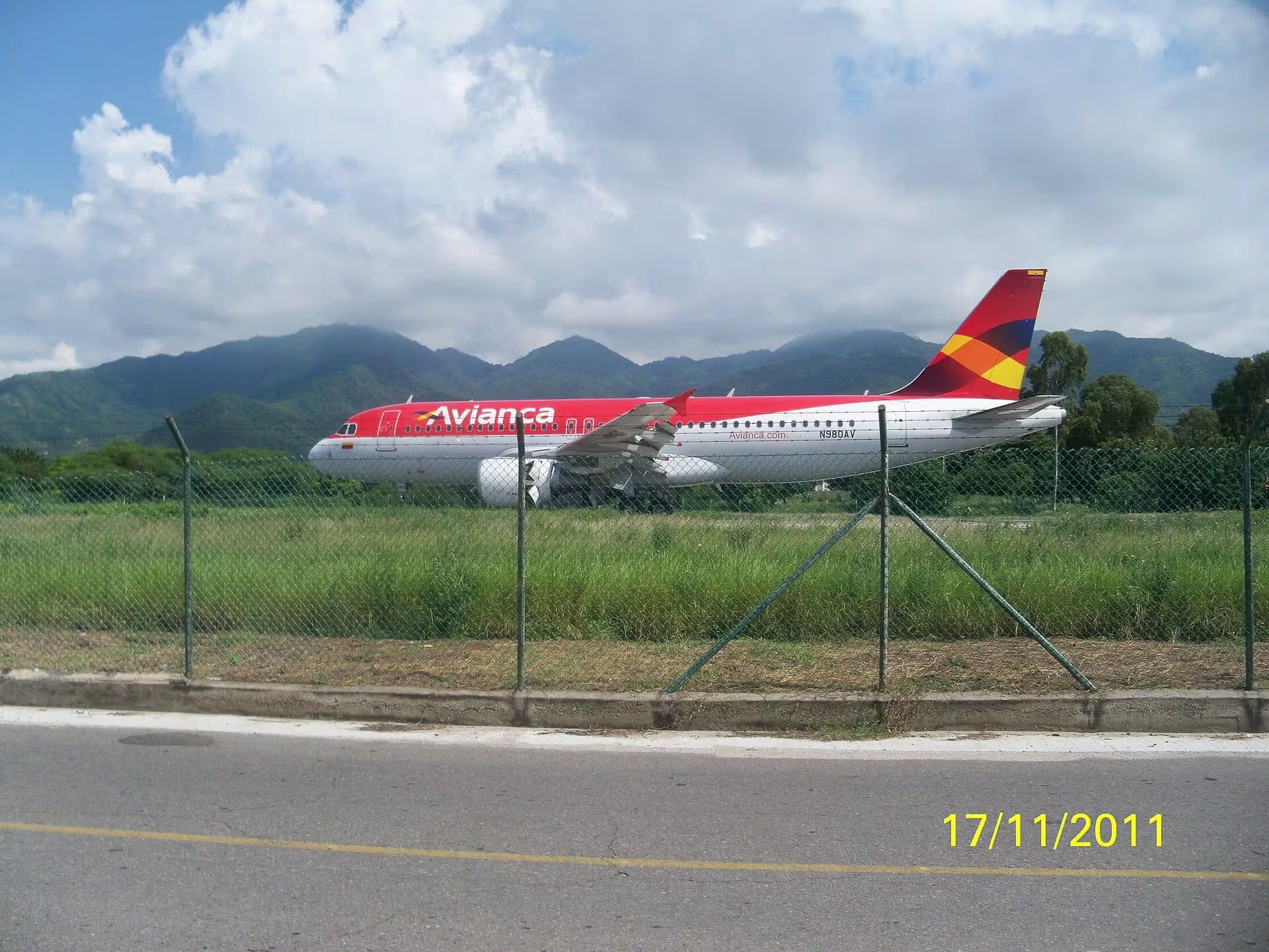 N980AV — Airbus