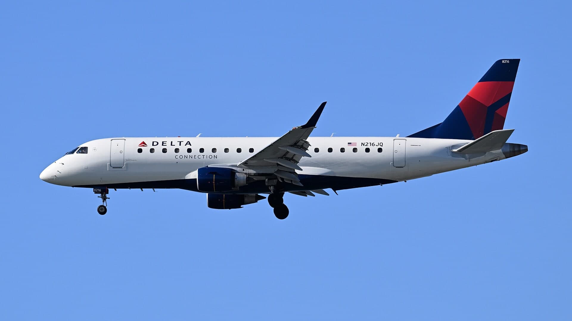 N216JQ — Embraer