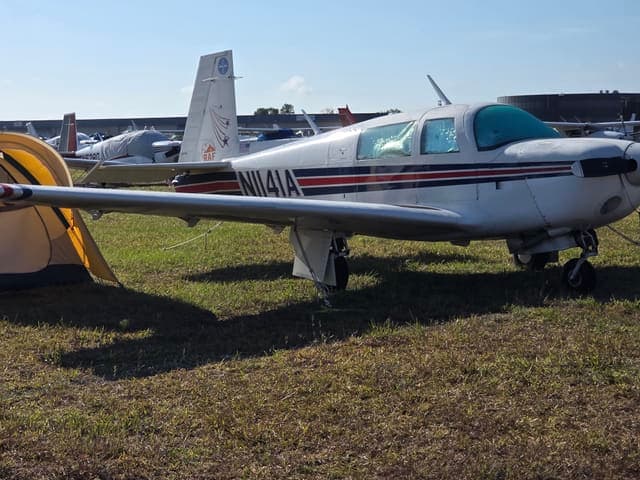 N114A — Van's Aircraft RV-8