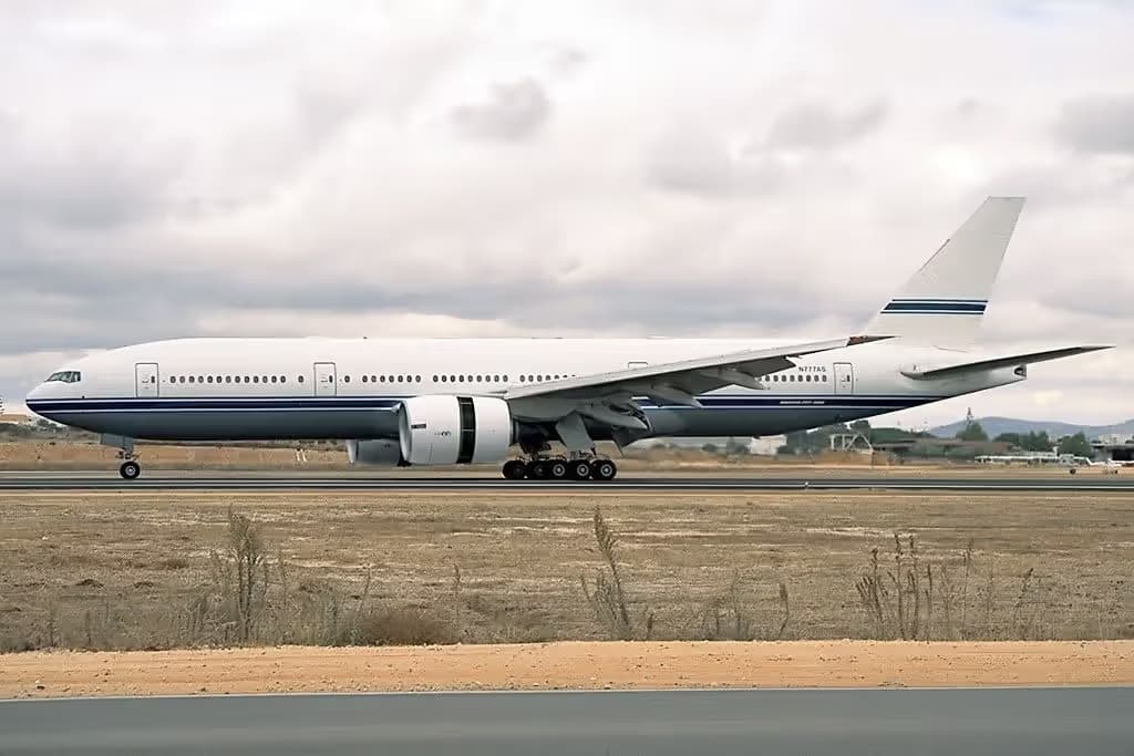 N777AS — Boeing