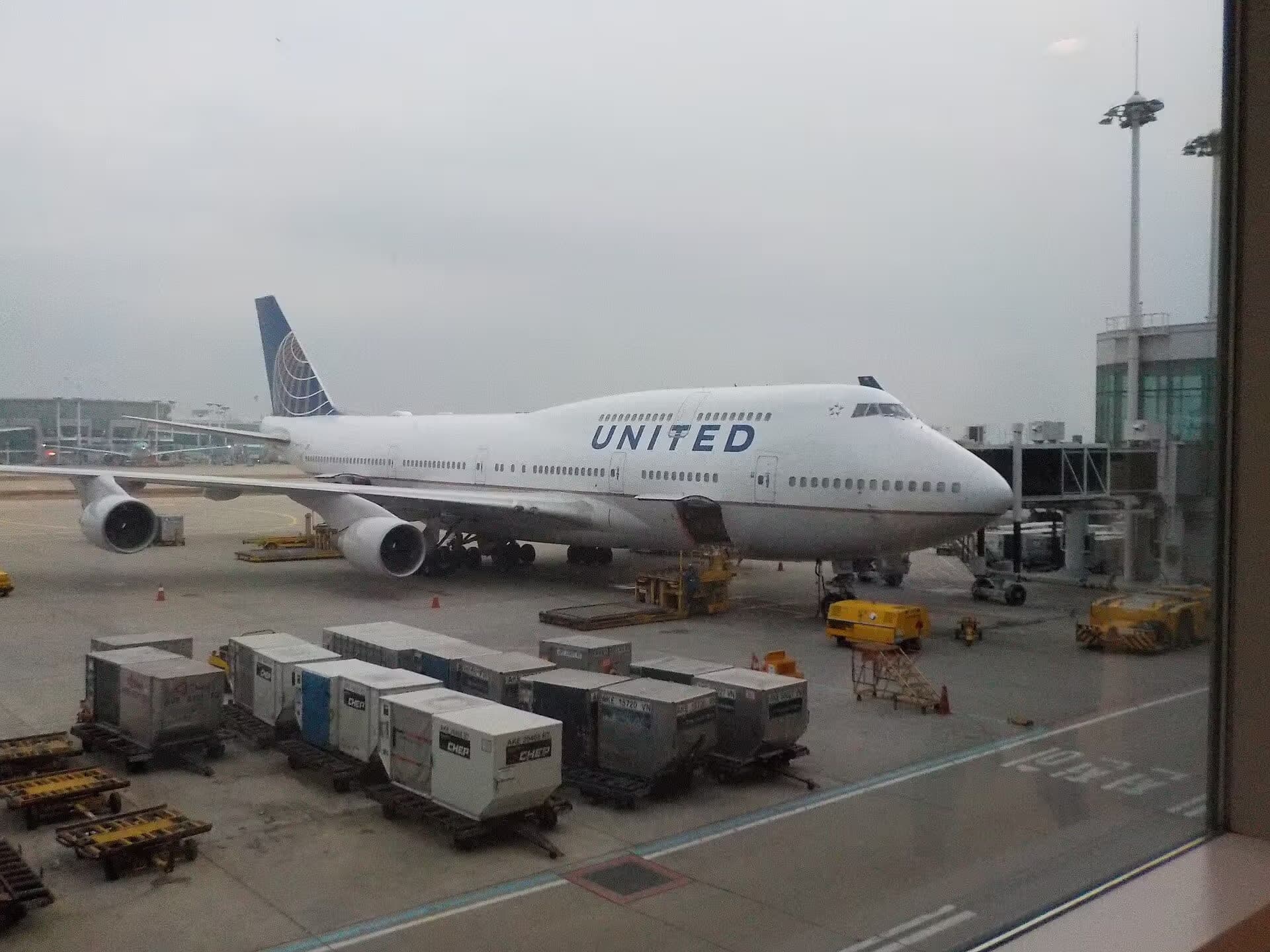 N175UA — Boeing
