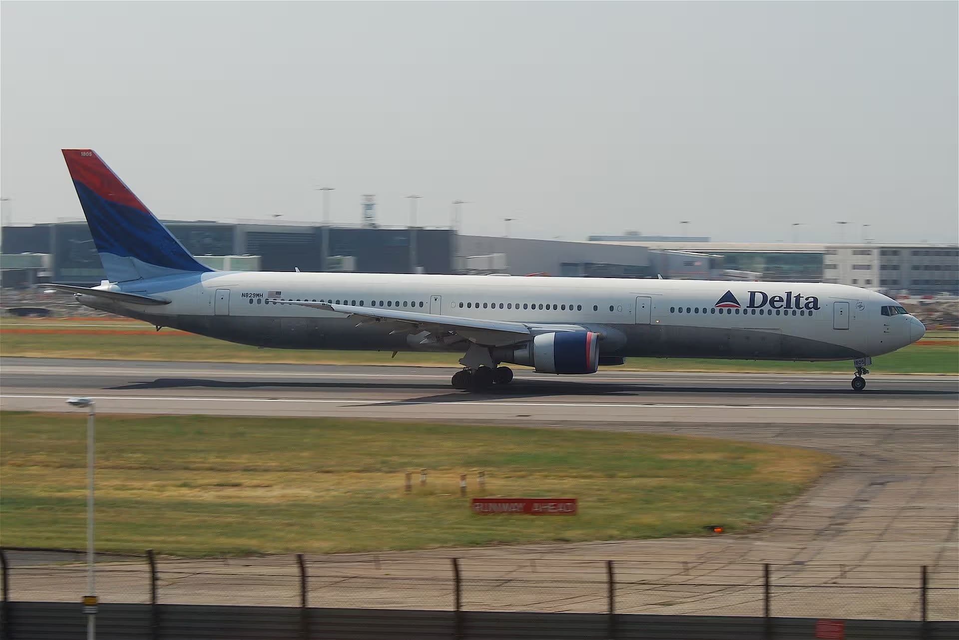 N829MH — Boeing