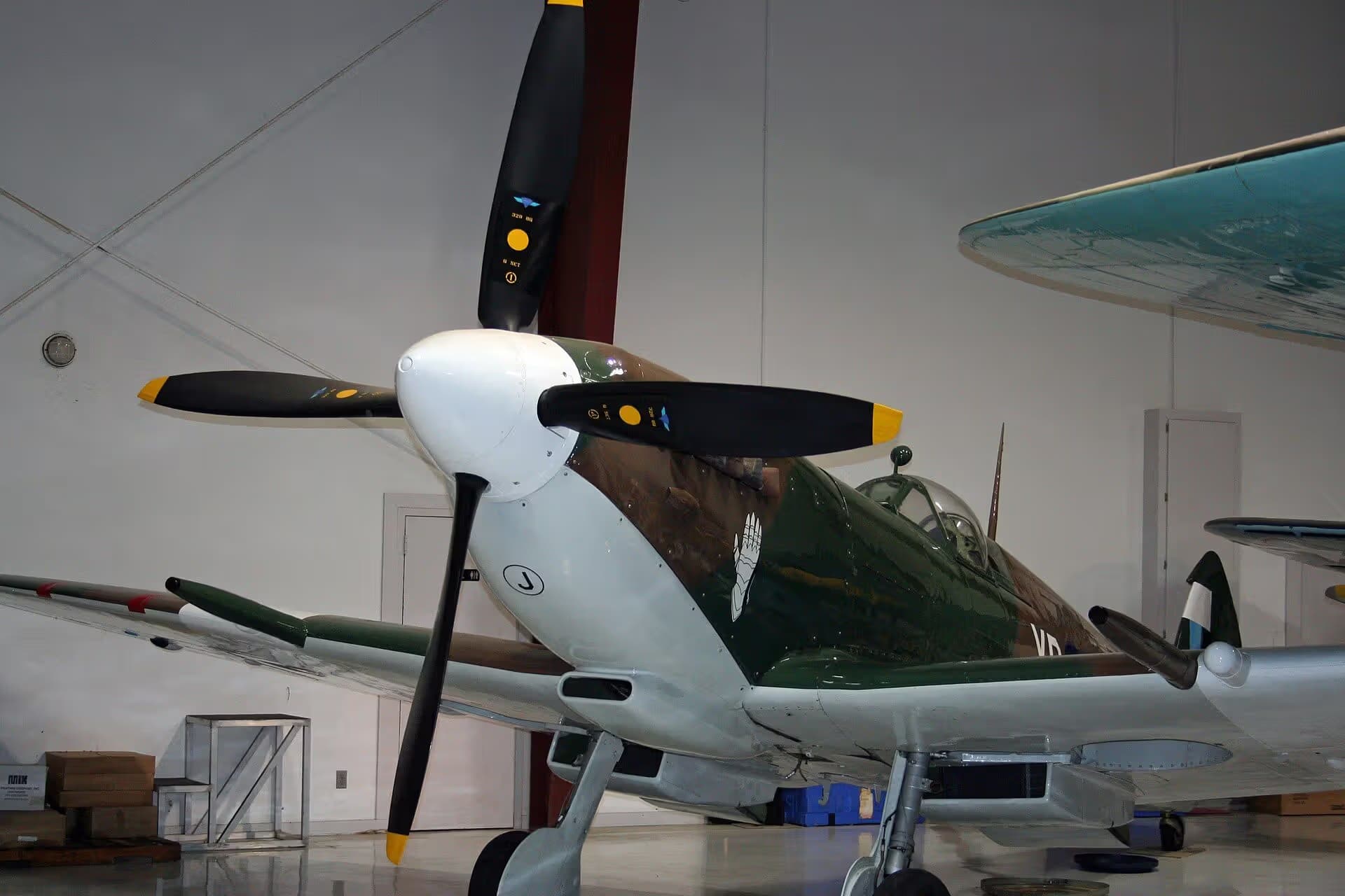 Unidentified — Warbird