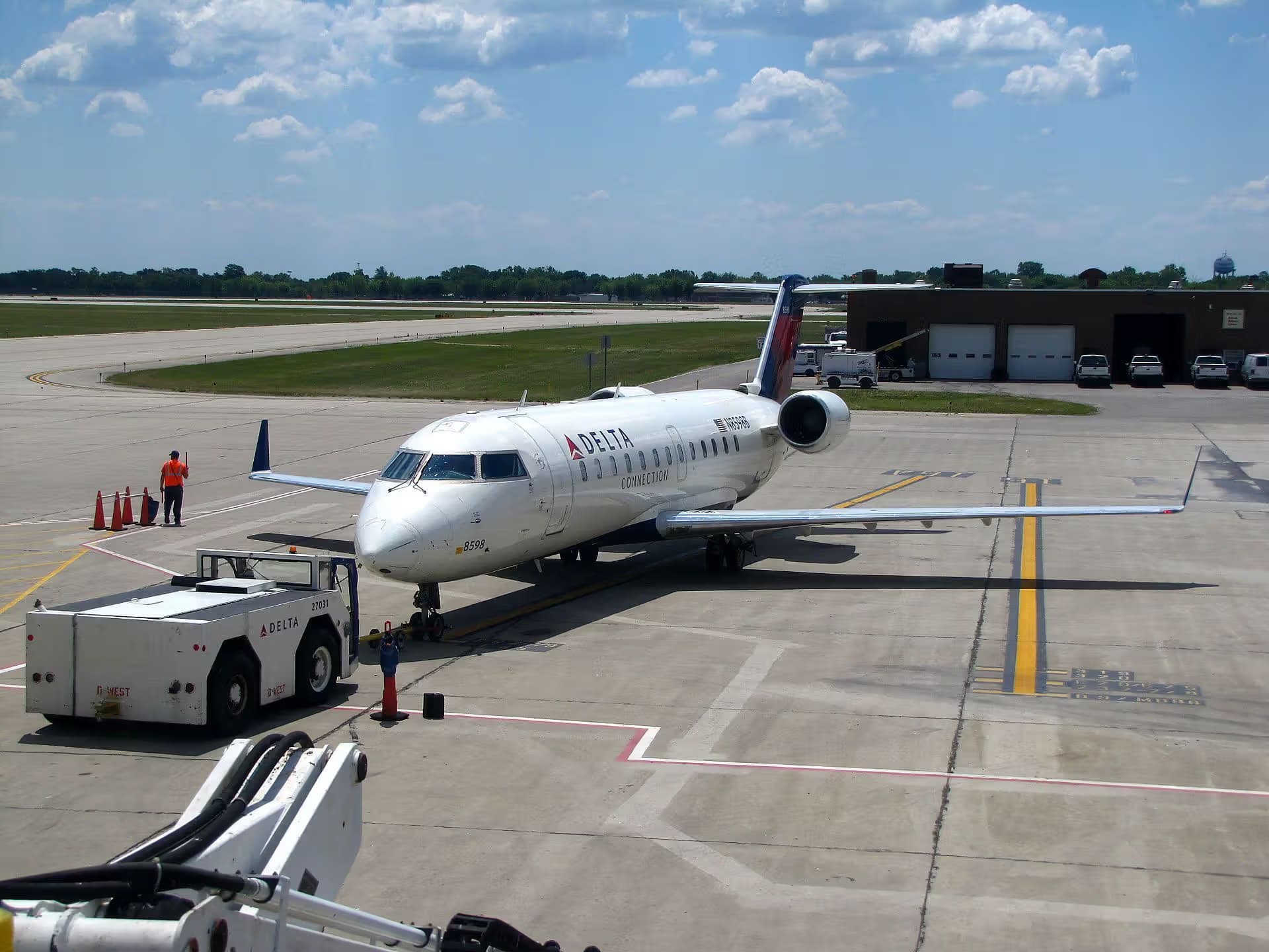 N8598B — Bombardier