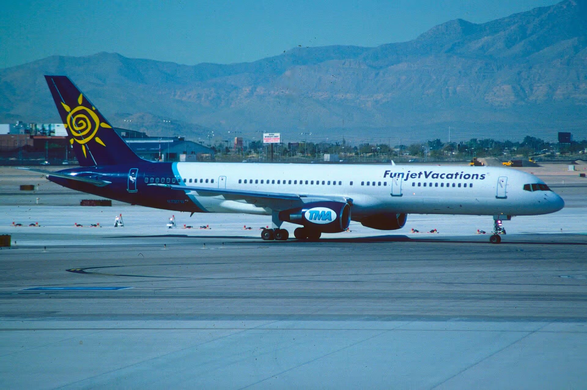 N708TW — Twin-engine aircraft