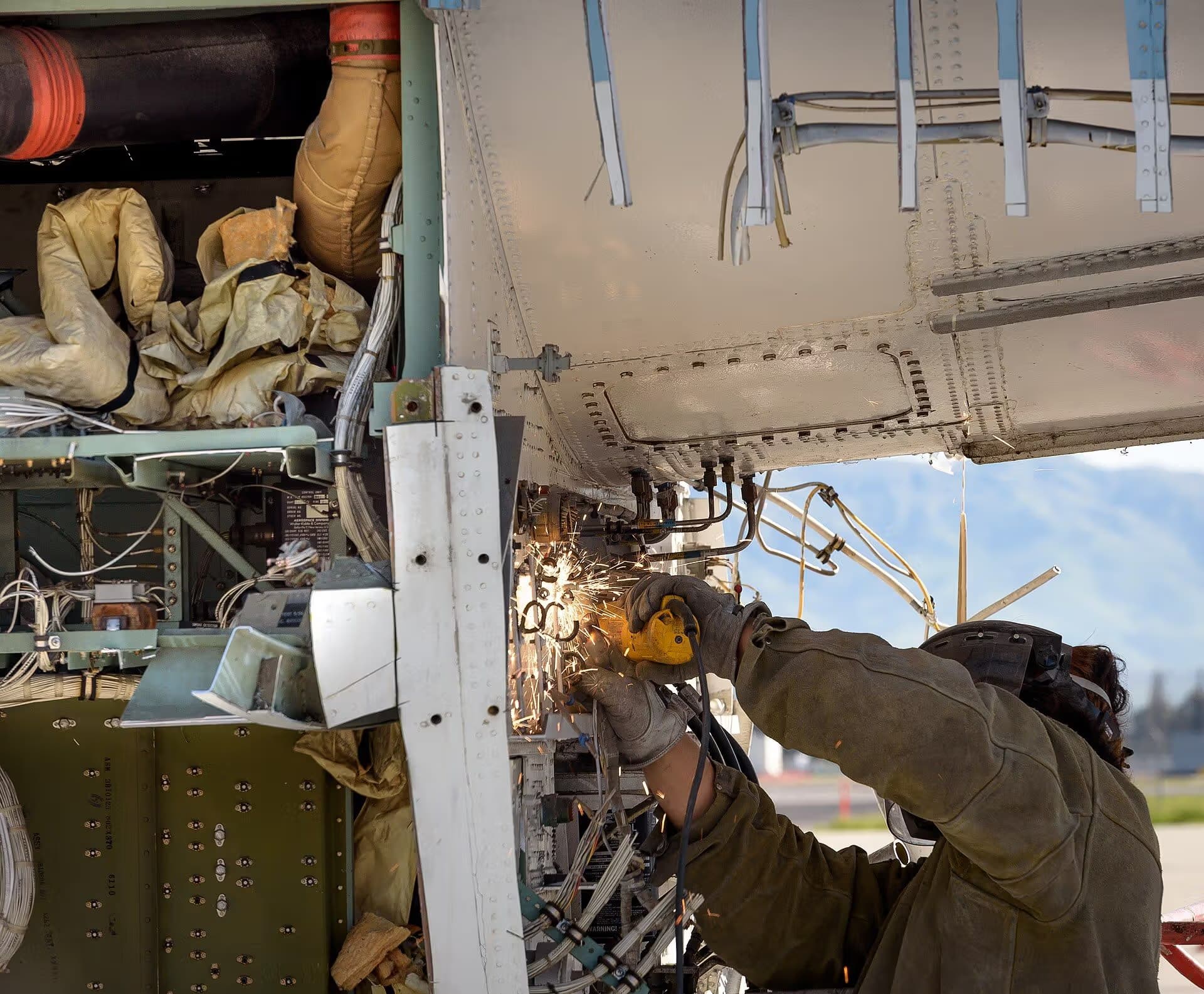 N211 — Aircraft