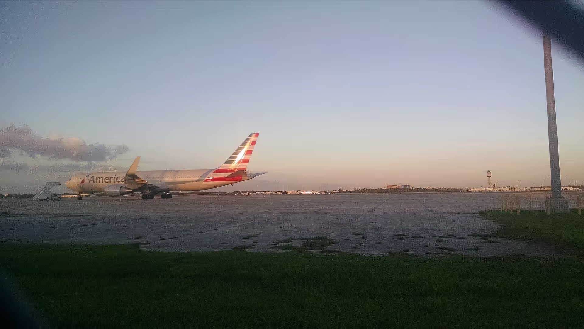 N391AA — Boeing