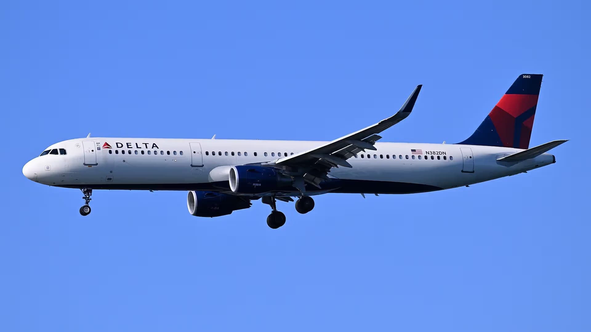 N382DN — Airbus