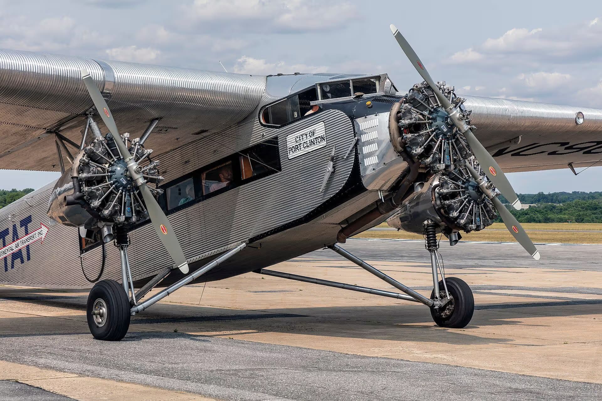 Unidentified — Aircraft