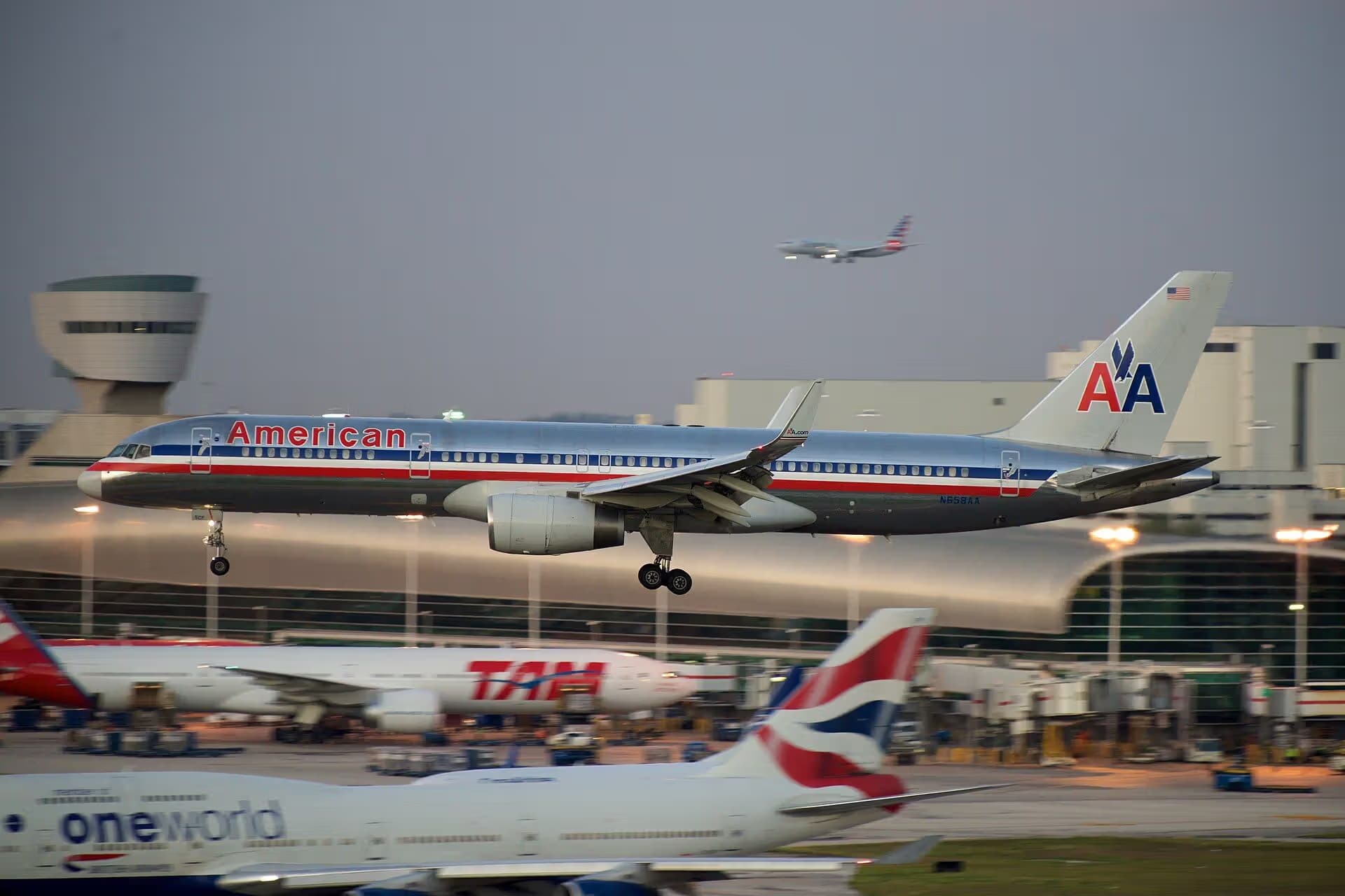 N658AA — Boeing