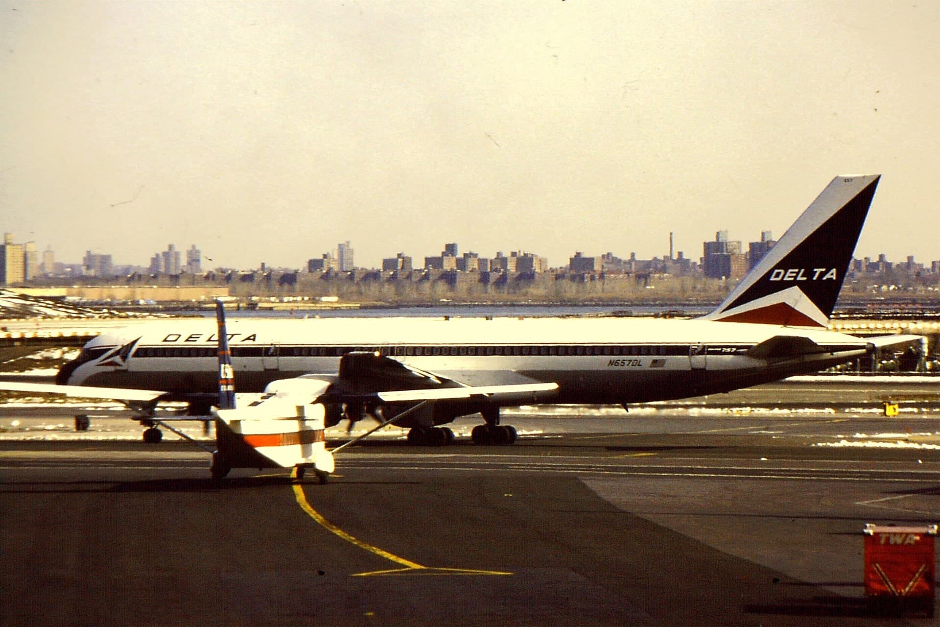 N657DL — Boeing