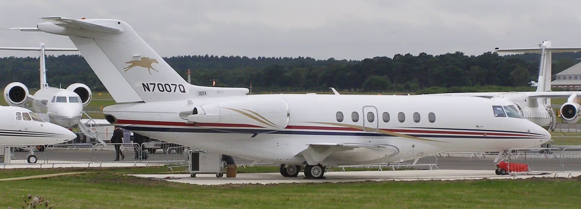 N7007Q — Business jet