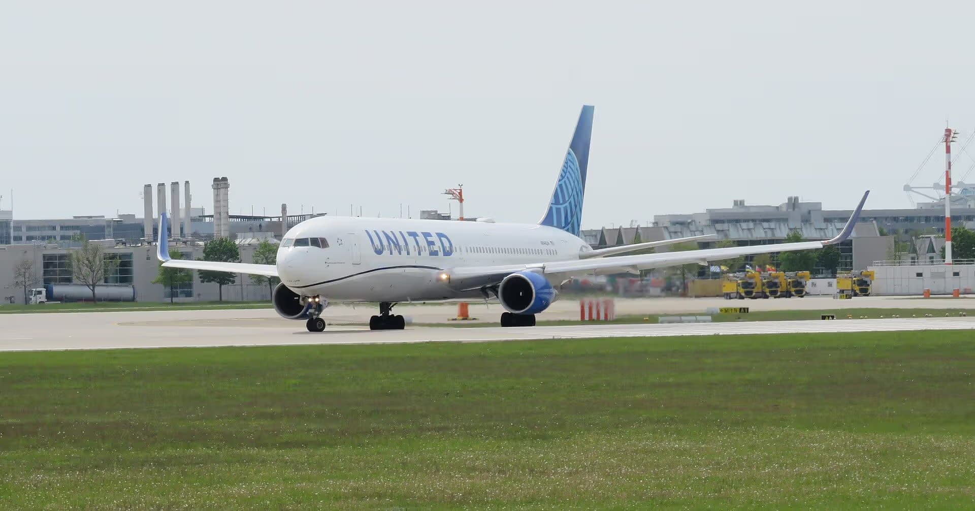 N649UA — Boeing at Munich Airport