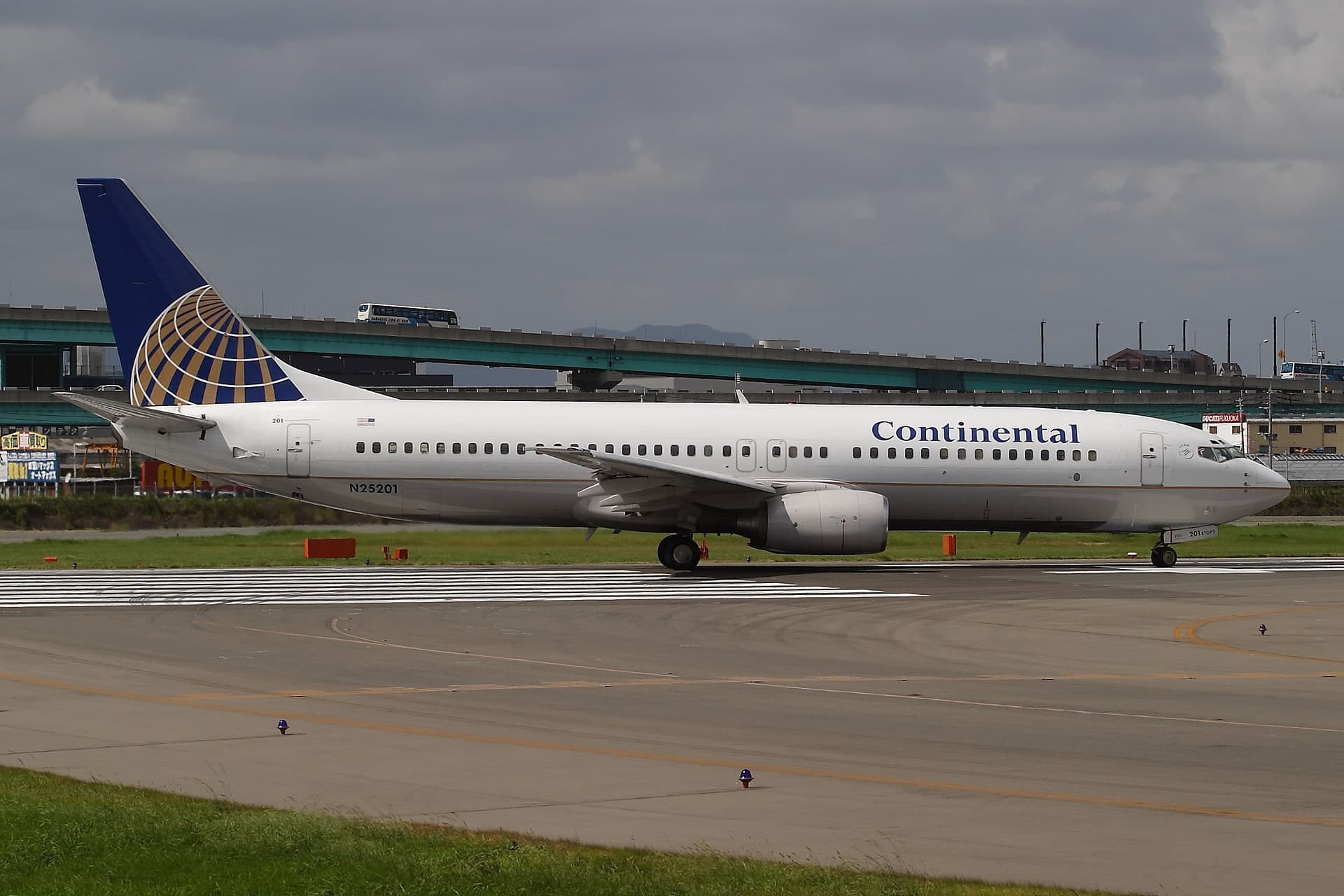 N25201 — Boeing