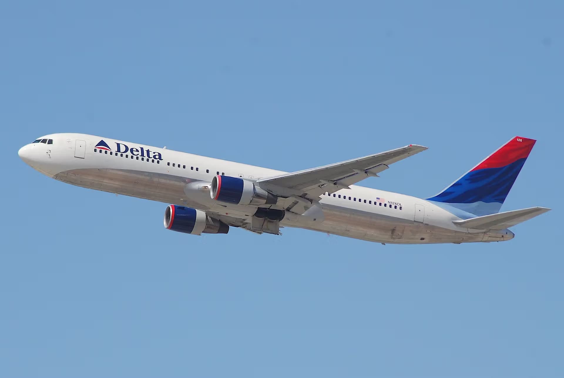 N126DL — Boeing